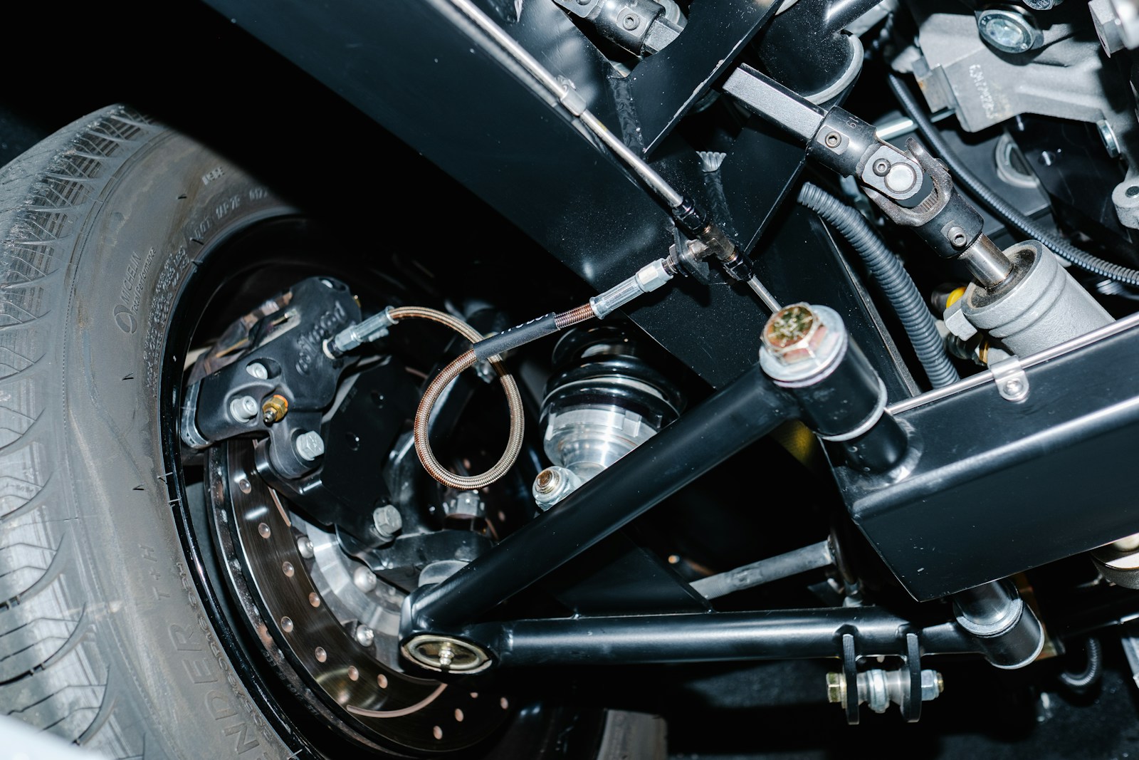 The Impact of Rising Repair Costs on Commercial Auto Insurance 